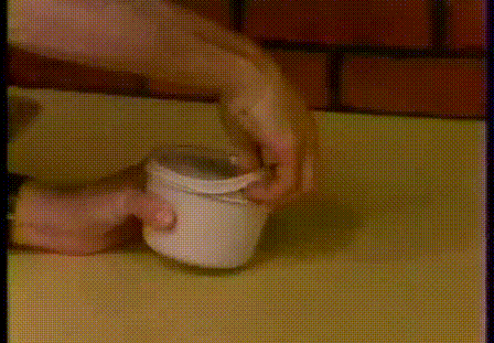 Imagen GIF de Accidente salsa tomate animado