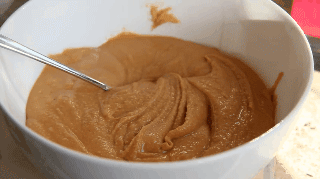 GIF animado (44) Crema cacahuetes