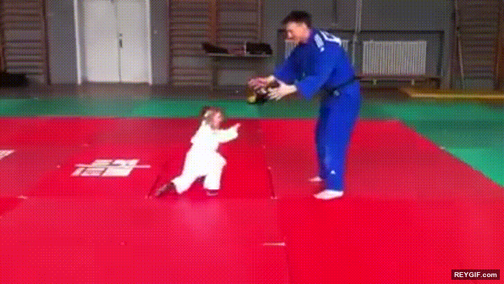 GIF animado (116641) Cuando sea mayor sera una judoka de gran nivel