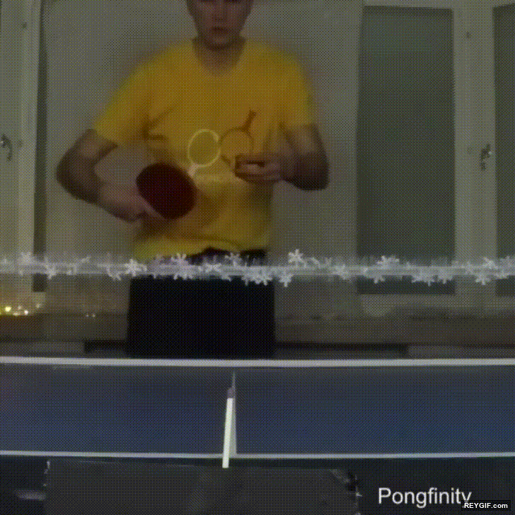 GIF animado (116467) Encendiendo una cerilla con una pelota de ping pong