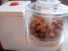GIF animado (47) Haciendo crema cacahuetes
