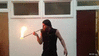 GIF animado (116380) Lo que hace este hombre con el fuego es increible