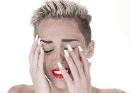 GIF animado (12124) Miley llorando