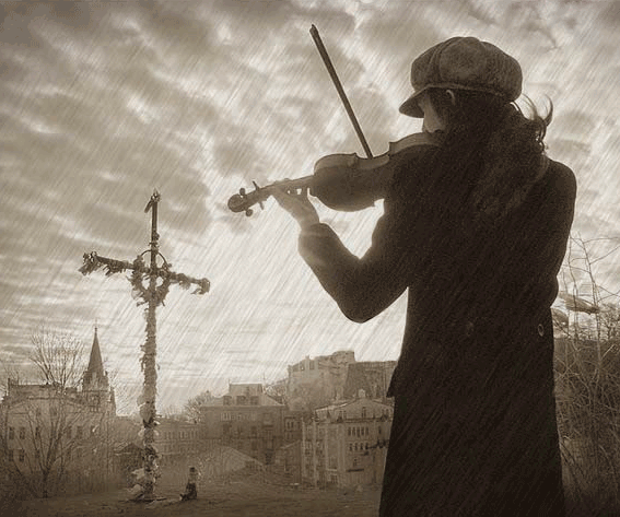 GIF animado (13125) Violinista bajo la lluvia