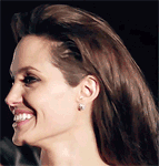 GIF animado (67066) Angelina jolie feliz