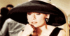 GIF animado (67096) Audrey hepburn sombrero