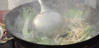 GIF animado (63034) Cocinando wok