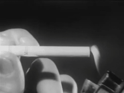 GIF animado (65828) Encendiendo cigarro