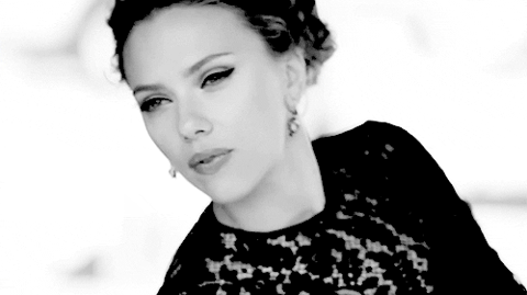 GIF animado (67563) Scarlett johansson blanco negro