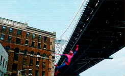 GIF animado (69887) Spider man saltando
