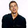 GIF animado (66965) Theo james hablando