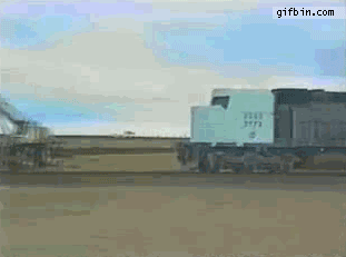 GIF animado (78487) Accidente de camion y tren