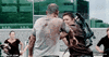 GIF animado (88061) Asi se cargan los zombies en the walking dead