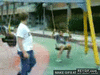GIF animado (86668) Caida en el columpio
