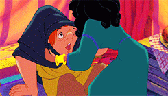 GIF animado (82785) Esmeralda quasimodo