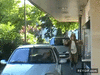 GIF animado (87270) Kangaroo en mcdonalds remi gaillard