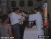 GIF animado (86505) Los curas tambien enloquecen