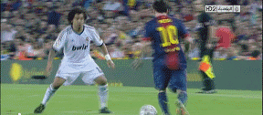 GIF animado (86459) Messi humillando al rival