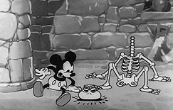 GIF animado (83981) Mickey mouse esqueleto
