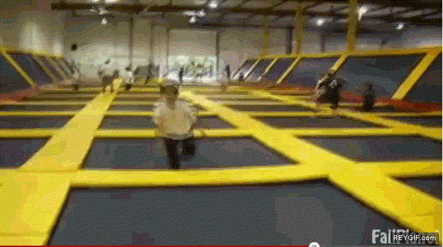 GIF animado (87869) Nueva llave en trampolines