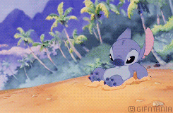 GIF animado (82969) Stitch jugando arena