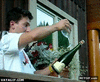 GIF animado (94828) Abrir botellas de champan es tan facil como esto