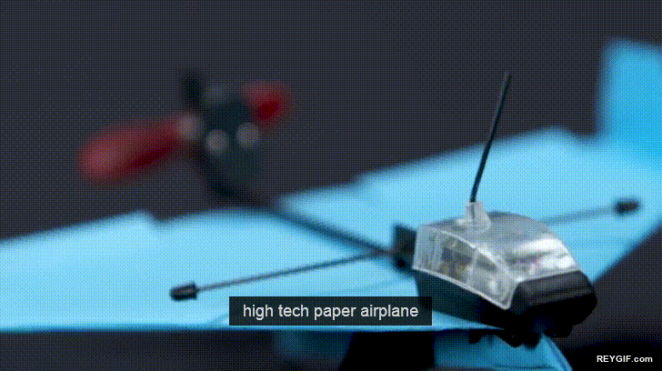 GIF animado (96324) Ahora puedes controlar via app tu propio avion de papel