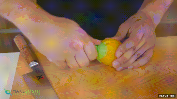 GIF animado (96509) Asi se crea un spray de limon natural