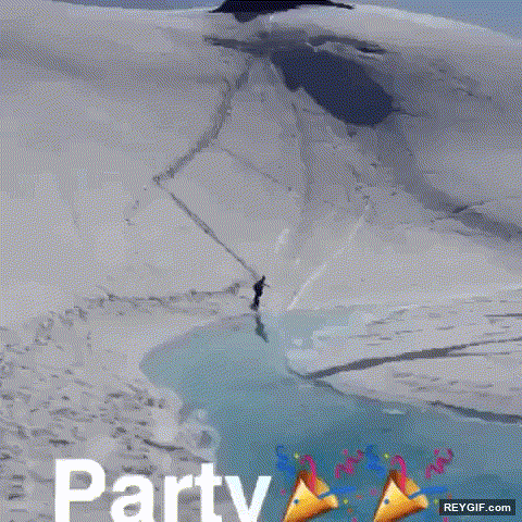 GIF animado (96281) Aterrizando como un autentico crack en la tabla de snow