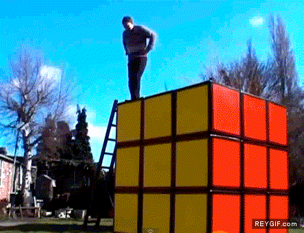 GIF animado (92619) El cubo rubik mas grande del mundo