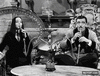 GIF animado (94238) Esto explicaria bastantes cosas sobre el comportamiento de la familia addams