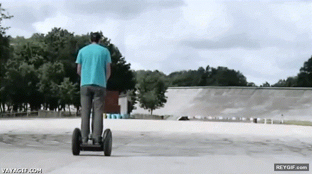 Imagen GIF de Esto si que es ser un as del drifting derrape de precision extrema animado
