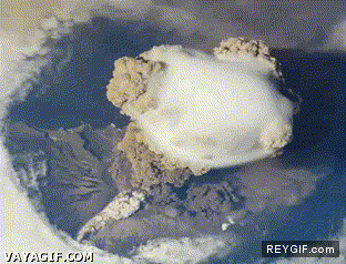 GIF animado (92370) Explosion de un volcan vista desde el espacio en 3d