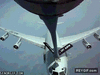 GIF animado (92483) Fueron felices y tuvieron avioncitos