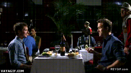 GIF animado (92987) Lo que te gustaria hacer cuando tus amigos hacen una cena y no te invitan