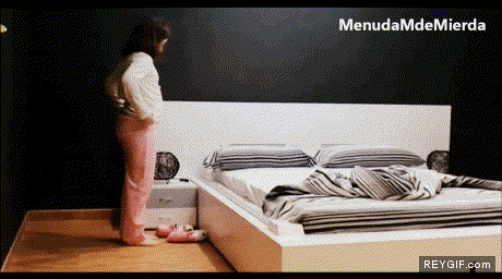 GIF animado (90371) Nuestro sueno hecho realidad la cama que se hace sola