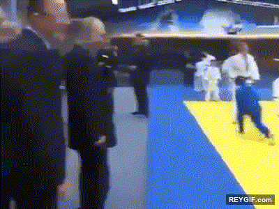 GIF animado (96426) Putin es el mejor de los maestros que ha tenido este chaval