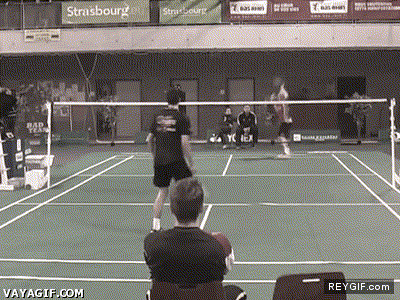 GIF animado (91691) Quien dice que el badminton no es un deporte espectacular