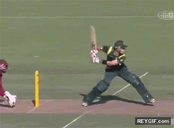 GIF animado (93731) Quien dice que el cricket no puede ser un deporte espectacular