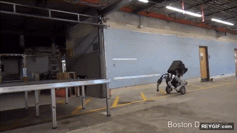 GIF animado (96069) Robots capaces de saltar grandes superficies pronto seran mejores que nosotros