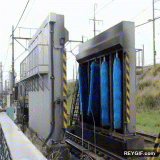 GIF animado (96335) Sistema de lavado automatico para trenes