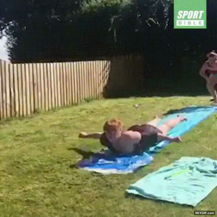 GIF animado (96359) Una de las colisiones mas dramaticas que he visto nunca